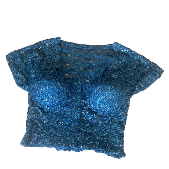 Tops - vintage lace beaded top L